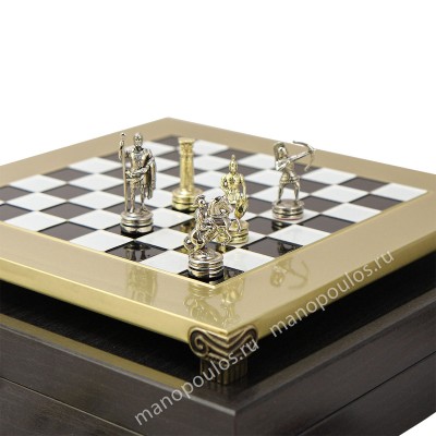 Шахматный набор "Лучники Античные войны" черно-белая доска 28x28 см, фигуры золото-серебро