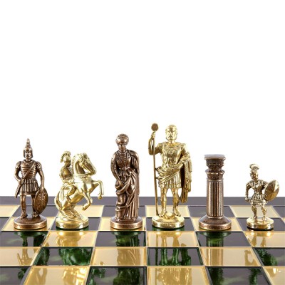 Шахматный набор "Греко-Римский период" зеленая доска 28x28 см, фигуры золото-бронза